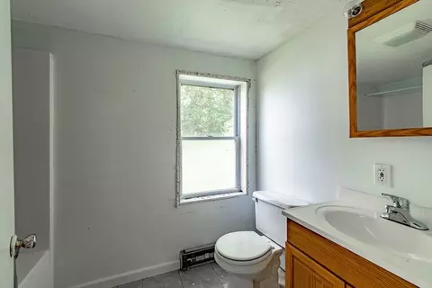 95 Baskin Dr, Chicopee, MA 01020 photo 35