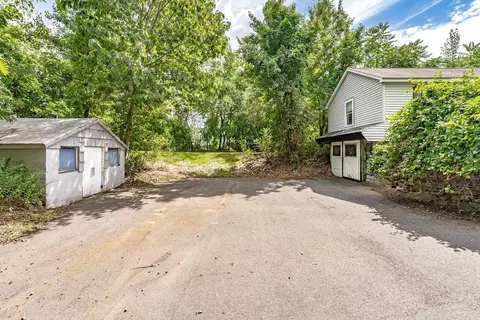 95 Baskin Dr, Chicopee, MA 01020 photo 11