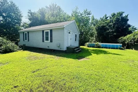 95 Baskin Dr, Chicopee, MA 01020 photo 10