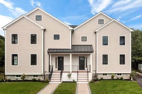 12 Guild Rd #12, Needham, MA 02494