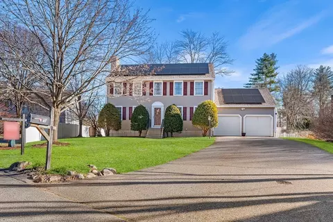 5 Reeves Rd, Maynard, MA 01754