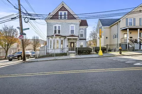 5 Popes Hill St, Boston, MA 02122