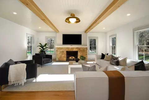 319 Pope Rd, Concord, MA 01742 photo 5