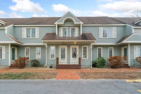 89 Hartford Ave E #2C, Uxbridge, MA 01569