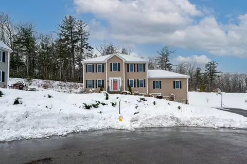2 Teresa Dr, Holden, MA 01520