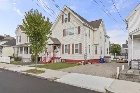 51 12 Willard St, Malden, MA 02148