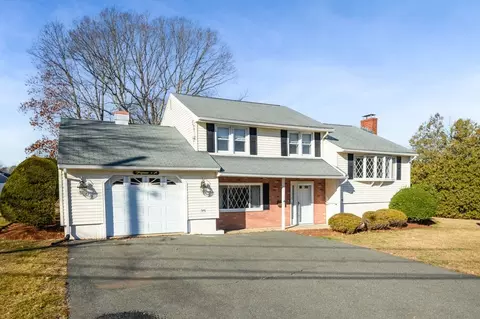 15 Herrick Rd # A, Peabody, MA 01960