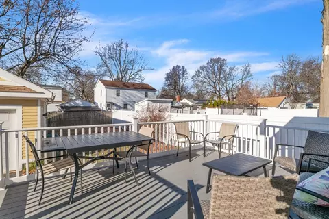 88 Redlands St, Springfield, MA 01104 photo 39