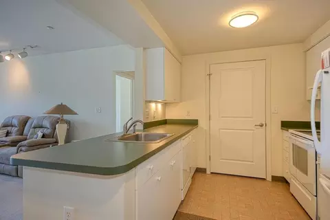 248 Main #204, Hudson, MA 01749