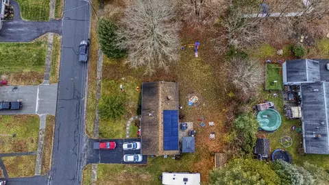 368 Mount Fair Cir, Swansea, MA 02777