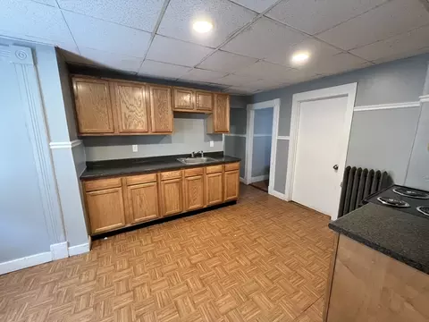 18-20 Wareham St, Springfield, MA 01108 photo 2
