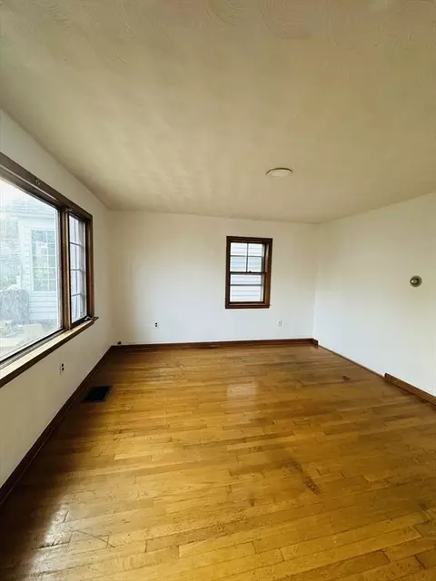 32 Central Ave, Everett, MA 02149 photo 3