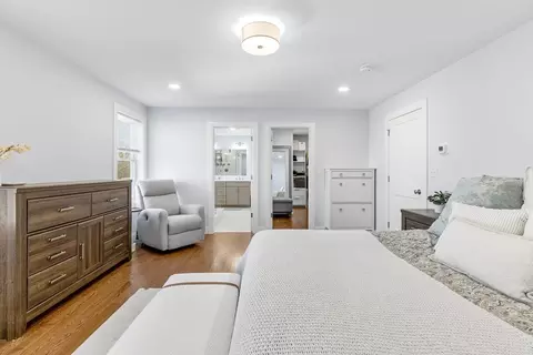 Bedroom - 5 Bennett St #2, Wakefield, MA 01880 photo 6 of 6