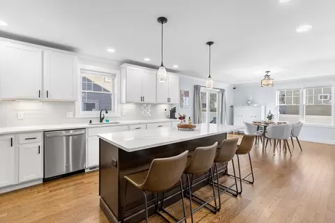 Kitchen - 5 Bennett St #2, Wakefield, MA 01880 photo 5 of 7