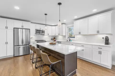 Kitchen - 5 Bennett St #2, Wakefield, MA 01880 photo 2 of 7