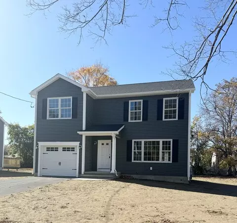42 Wilton St, Springfield, MA 01119