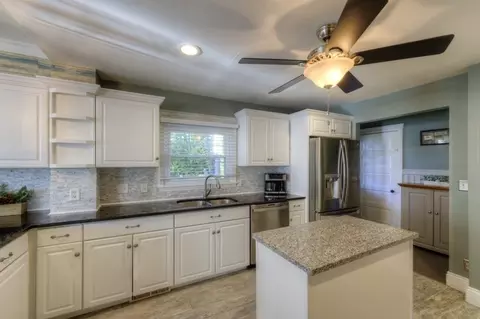 8 Vesper St, Worcester, MA 01602 photo 7