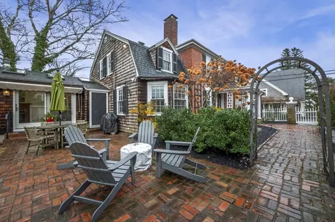 30 High St, Marblehead, MA 01945 photo 5