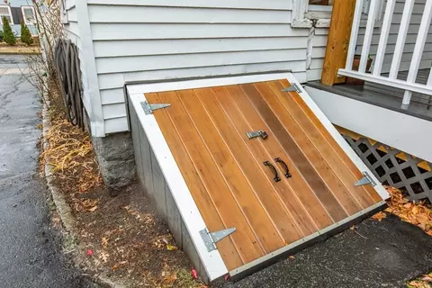 324 Maple St, Lynn, MA 01904 photo 22