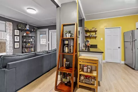 324 Maple St, Lynn, MA 01904 photo 7