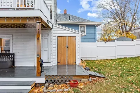 324 Maple St, Lynn, MA 01904 photo 24