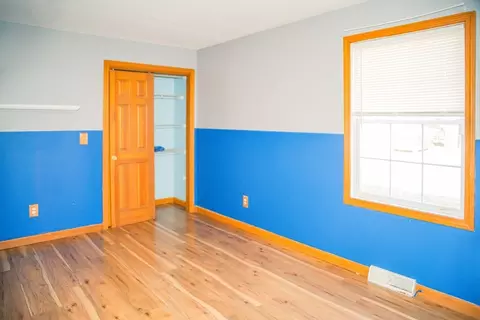 Bedroom - 20 Sullivan St, Chicopee, MA 01020 photo 3 of 5