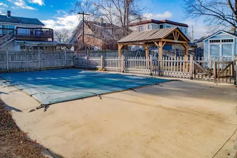 Exterior - 20 Sullivan St, Chicopee, MA 01020 photo 4 of 7