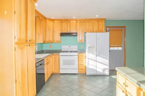 Kitchen - 20 Sullivan St, Chicopee, MA 01020 photo 3 of 3