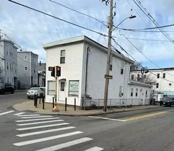365 Lawrence St, Lowell, MA 01852