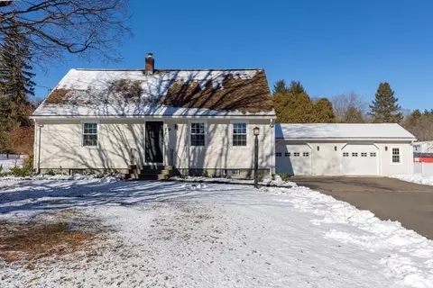 9 Edwill Rd, East Longmeadow, MA 01028