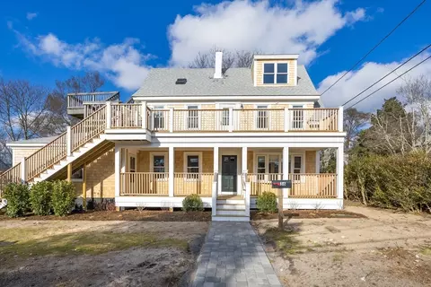 36 Pearl St UNIT 1, Provincetown, MA 02657