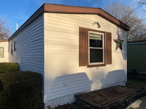 251 Newbury St #12, Peabody, MA 01960