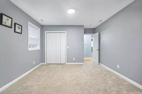 Bedroom - 9 Quebec St, Springfield, MA 01151 photo 1 of 10