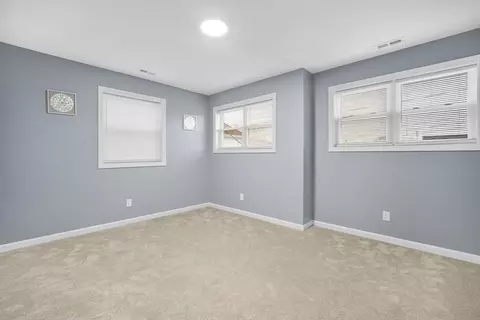 Bedroom - 9 Quebec St, Springfield, MA 01151 photo 6 of 10