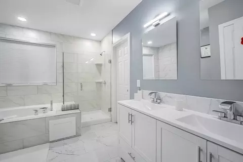 Bath - 9 Quebec St, Springfield, MA 01151 photo 5 of 5
