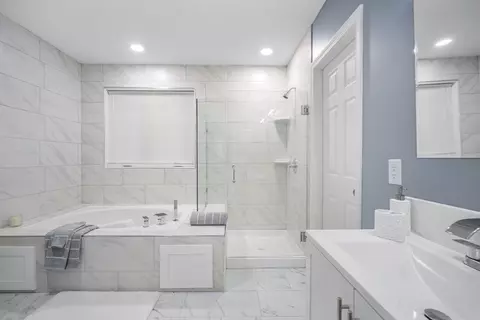 Bath - 9 Quebec St, Springfield, MA 01151 photo 4 of 5