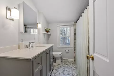 21 Walnut St, Townsend, MA 01469 photo 24