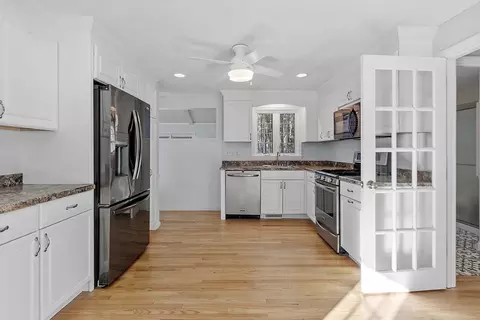 21 Walnut St, Townsend, MA 01469 photo 6