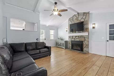 21 Walnut St, Townsend, MA 01469 photo 16