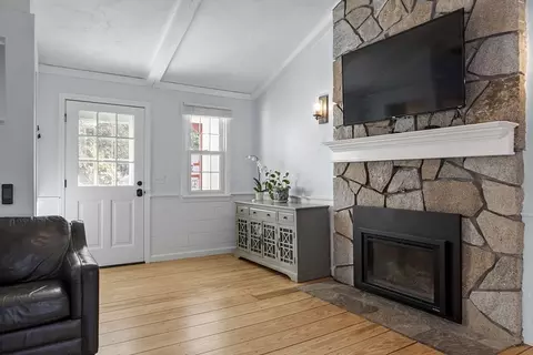 21 Walnut St, Townsend, MA 01469 photo 14