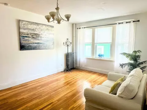 Living - 68 Linden St #23, Everett, MA 02149 photo 1 of 1