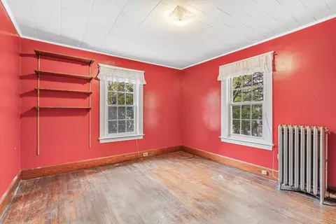 Bedroom - 243 Main St, Maynard, MA 01754 photo 5 of 6
