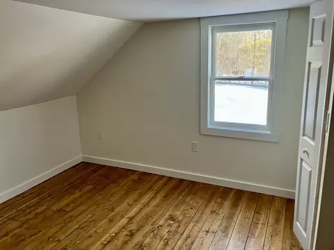 161 Hillside Ter, Athol, MA 01331 photo 10