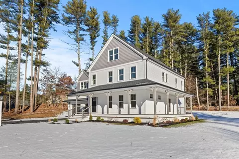 70 Grove, Upton, MA 01568