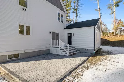 70 Grove, Upton, MA 01568 photo 24