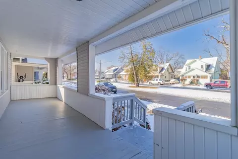 131 Phoenix Ter, Springfield, MA 01104 photo 5