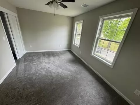 131 Samuel, Springfield, MA 01109 photo 13