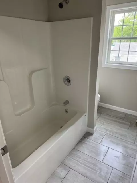 131 Samuel, Springfield, MA 01109 photo 10