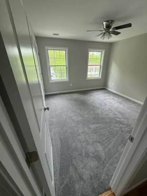 131 Samuel, Springfield, MA 01109 photo 14