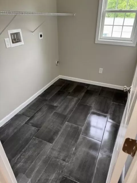 131 Samuel, Springfield, MA 01109 photo 9